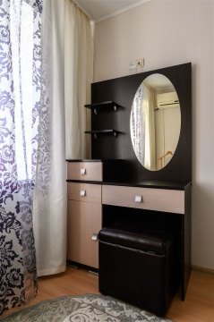 2-к квартира, 10/15 эт., 50м²