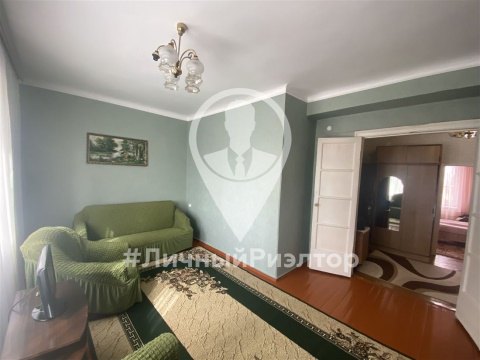 3-к квартира, 1/2 эт., 63м²