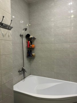 2-к квартира, 1/20 эт., 50м²